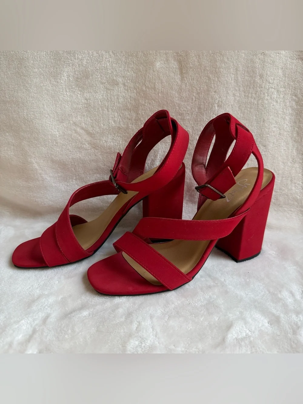 YNot Red Strappy Block Heel Sandals Square Toe Ankle Strap Size 9
